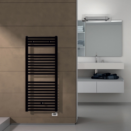 Irsap Ares Полотенцесушитель электр. 58x111.8x3см (22 трубок-2 пром), мощность:700 ватт, с электр/термостатом, провод: 120см, цвет: черный матов(K1)