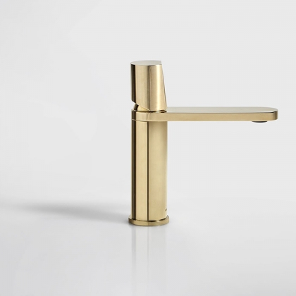 ANTONIO LUPI INDIGO Смеситель для раковины на 1 отверстие, излив 165 мм., цвет: латунь натуральная полированная